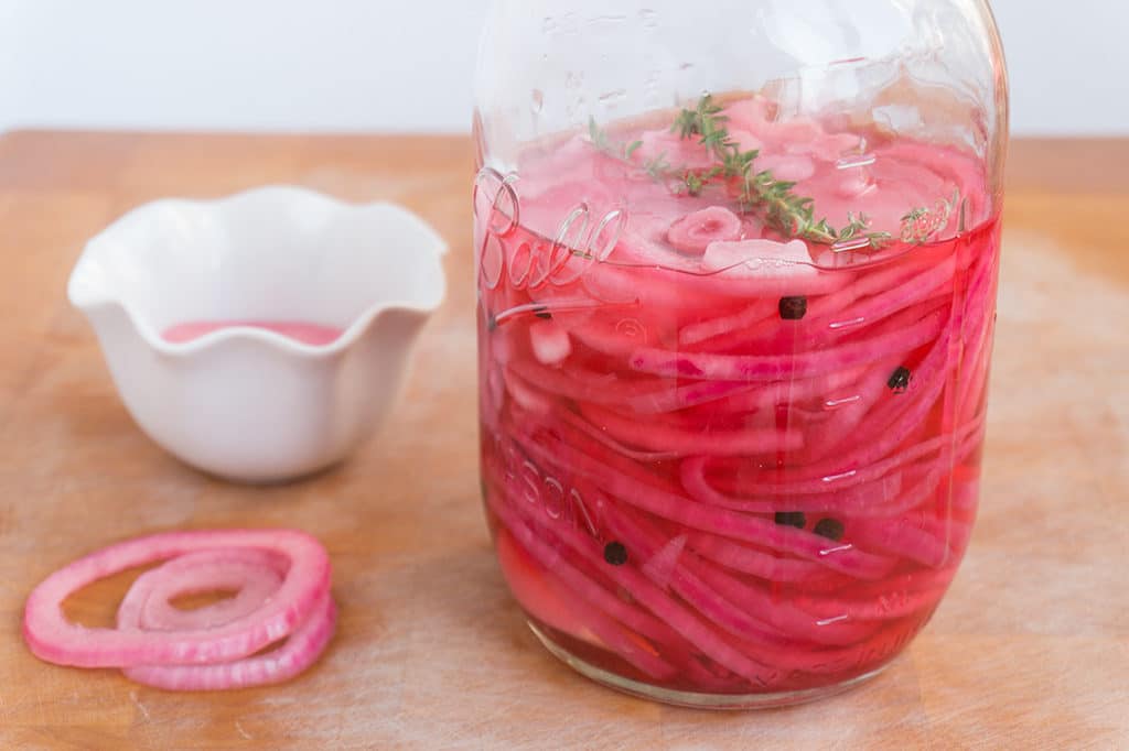 Pickled Red Onions #TacoTuesday - Oat&Sesame